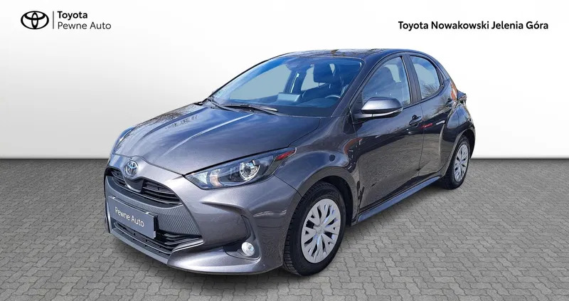 oborniki śląskie Toyota Yaris cena 68900 przebieg: 52665, rok produkcji 2022 z Oborniki Śląskie